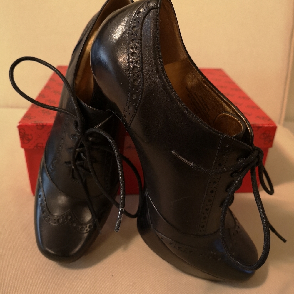 Guess black lace up platform shoes - Picture 13 of 14